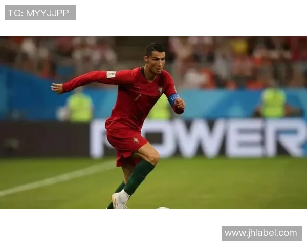 从球场到梦想巅峰：探索球星之路足球的成长与挑战