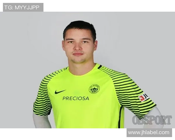 越南国家足球队明星球员风采解析与未来发展潜力探讨 越南国家足球队明星球员风采解析与未来发展潜力探讨