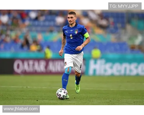 足球明星脚的大小对踢球表现有何影响与科学分析 足球明星脚的大小对踢球表现有何影响与科学分析